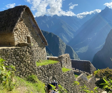 Machu Picchu: Group Guided Tour