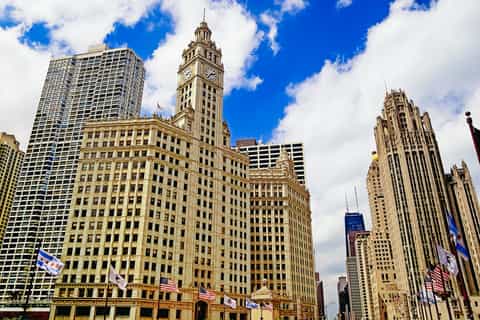 Chicago: 75-Minute Architecture Cruise by Speedboat