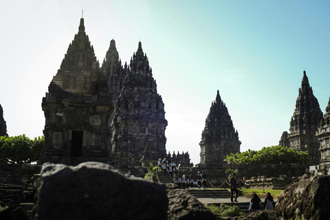 VISITA FANTÁSTICA A PRAMBANAN