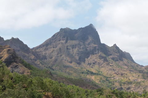 Assomada: Wycieczka piesza do Mato Dento z lunchemAssomada: Wycieczka piesza Mato Dento z obiadem