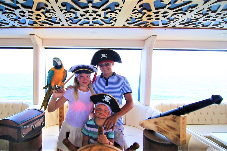Alanya:All-Inclusive Family Boat Cruise with Beer,Wine&Lunch Barbossa No Transfer
