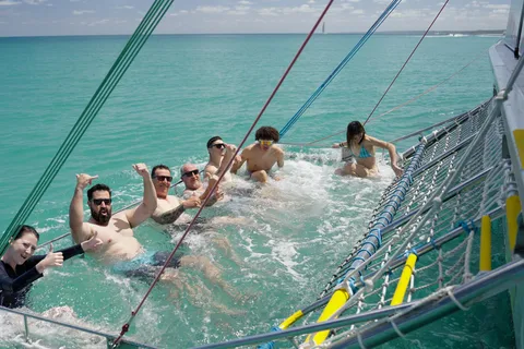Hervey Bay: K'Gari (Fraser Is) äventyrs- och sightseeingkryssning