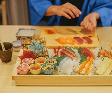 Tokyo: Sushi Making Class in a Happi Coat near Tokyo Tower