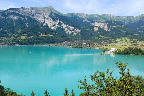 Interlaken : Visite des points forts avec un local en voiture privéeVisite de 3 heures