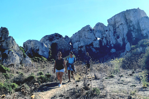 Gozo Unveiled: Guided Hiking Tour at the East of the Island Window