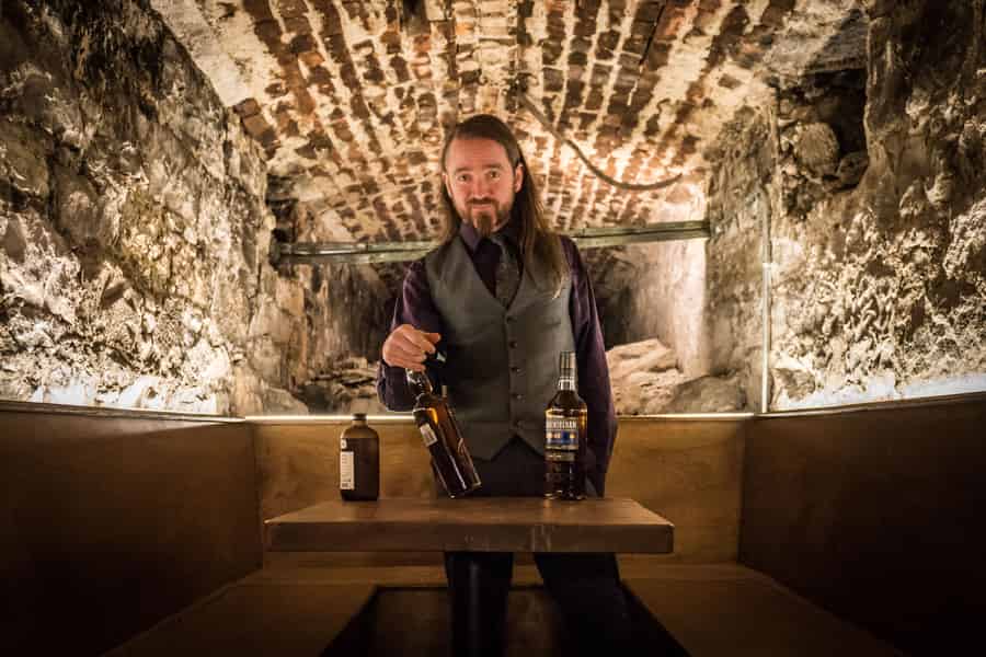 Edinburgh: Die verlorene unterirdische Scotch-Whisky-Verkostung. Foto: GetYourGuide