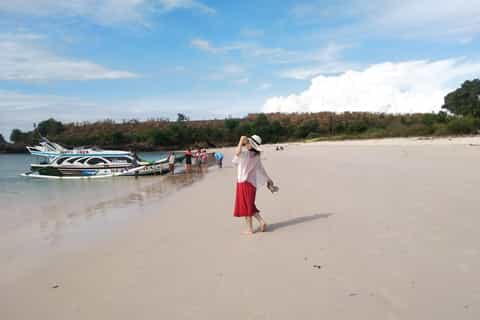 Lombok: Privat Pink Beach and Gili Petelu Snorkeling Trip - Image 3