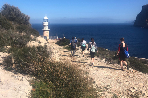 Discover the Island Dragonera by kayak and on foot