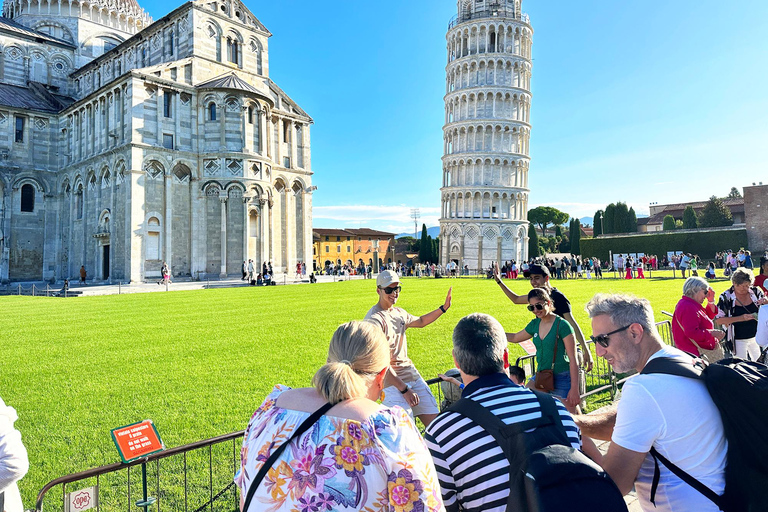 Pisa Highlights Tour: Cathedral, Leaning Tower & City Center