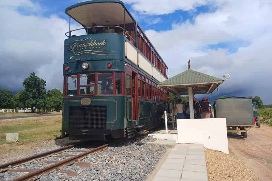 Kapstadt: Stellenbosch, Franschhoek, Weinverkostung und Straßenbahn. Foto: GetYourGuide