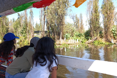 Xochimilco for kids and families