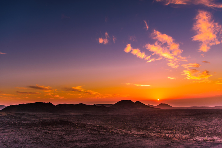 Parque Nacional de Timanfaya: Excursão ao pôr do sol com jantar no vulcão