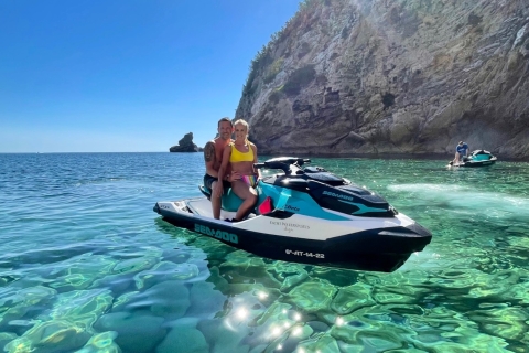 Ibiza: Excursión privada en moto de agua con instructor - Santa EulaliaExcursión privada en moto acuática de 30 minutos