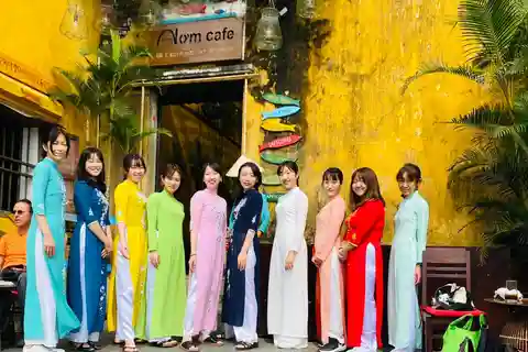 Alquiler de un día de Ao Dai en Hoi An