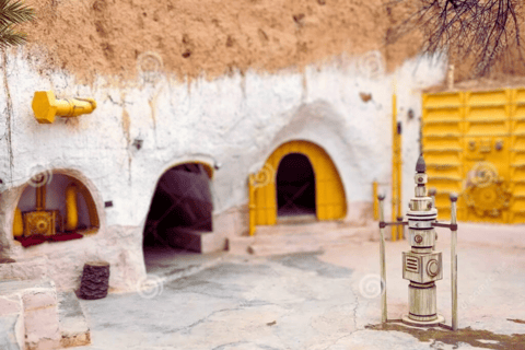 Day-trip to Tunisia's desert: Ksar Ghilan & Star Wars sites