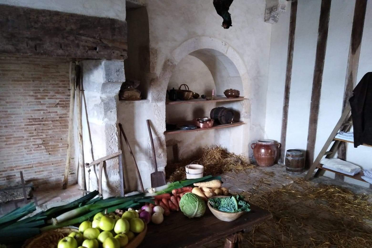 Medieval Tours of the Château de Buranlure in Boulleret (Berry, France)
