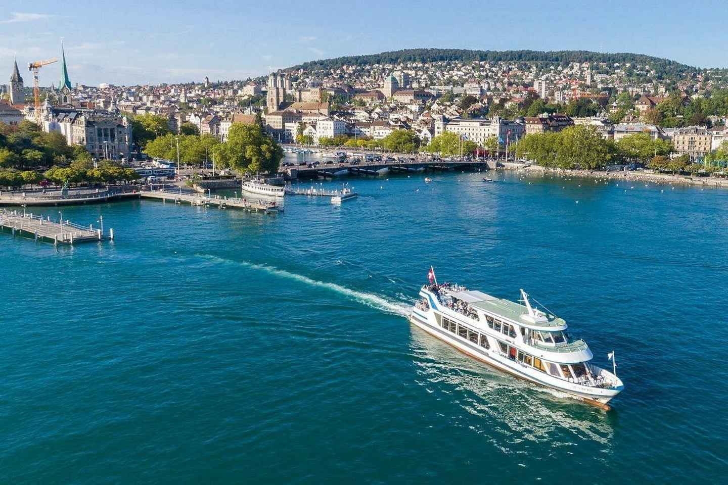 From Basel: Zurich Tour with Chocolate tasting & Lake Cruise