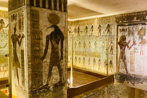 Hurghada: Luxor East & West Bank Tour with Opt. Tutankhamun Private Guided Tour with Lunch