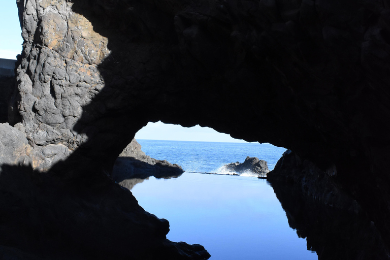Cascadas, Piscinas Volcánicas y Bosque Mágico de Fanal, ExcursiónCascadas, Pozas Volcánicas y Bosque Mágico de Fanal, Tour