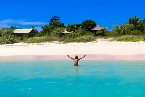 Lombok : Plage rose, plongée avec tuba et visite de Tanjung Ringgit