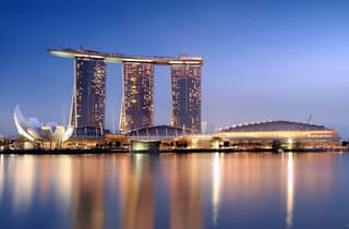 Singapur: Geführte Städtetour bei Nacht mit Flussfahrt