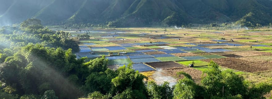 Lombok:Visite de Sendang Gile, de la cascade de Tiu Kelep et de la colline de Selong