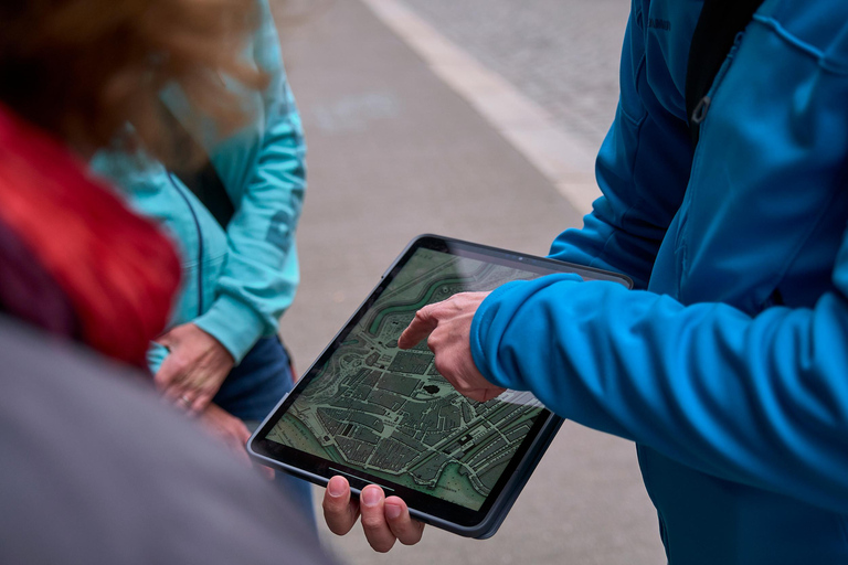 Guided tour of Hamburg's Speicherstadt - warehouse, free port & duty-free Guided tour of Hamburg's warehouse district – warehouses, free port, and duty-free zone