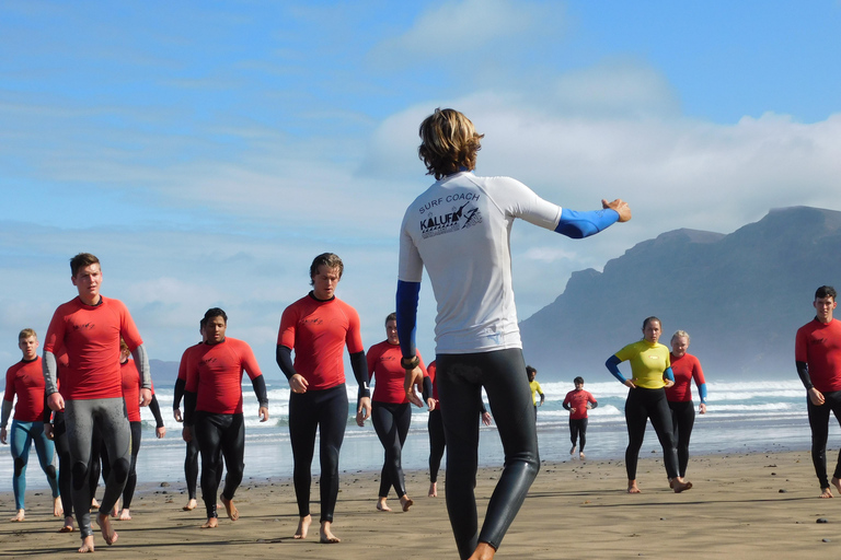 Kalufa Surf school in Caleta de Famara, Lanzarote Caleta de Famara in Lanzarote: Kalufa Surf school