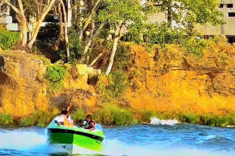 Entebbe: Guided Walking Tour with Lake Victoria Water Sports