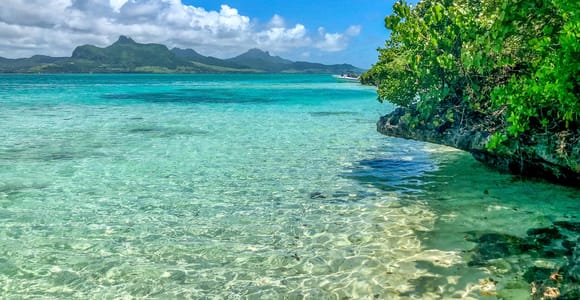 Blue Bay: Lagoon, Snorkeling, and Creole Lunch
