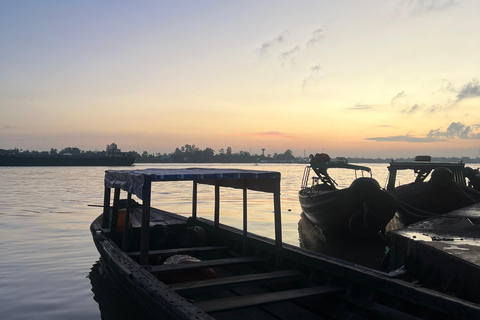 2-Day Mekong Delta Private Tour: Vinh Long, Can Tho &amp; Sa Dec