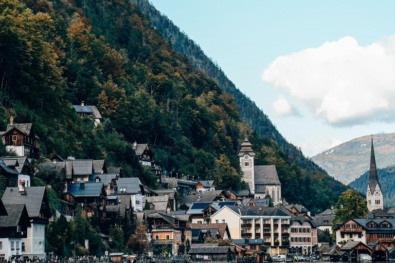 From Salzburg: Private Day Trip to Hallstatt