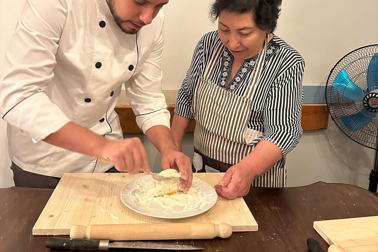 Spanish Steps - Pasta Class with wine and tiramisù Spanish Steps - Pasta&tiramisù cooking class