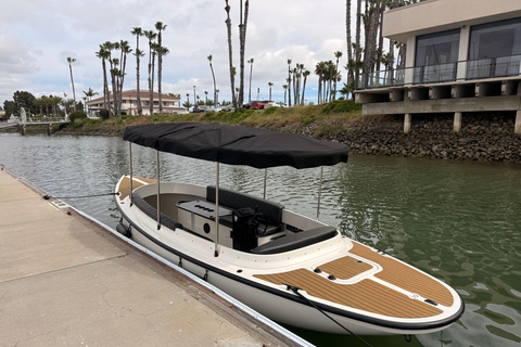 San Diego: Modern Electric Boat Rental San Diego: Modern Electric Boat 2 Hour Rental