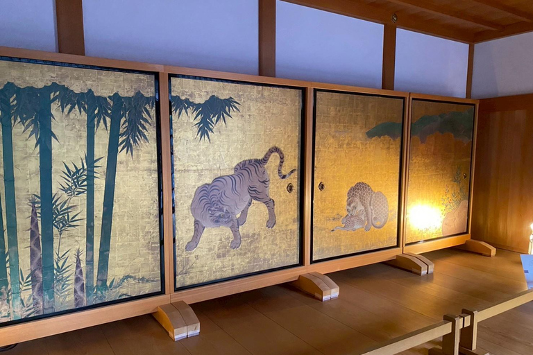 Nagoya’s Cultural Gems: Castle and Historic Residences