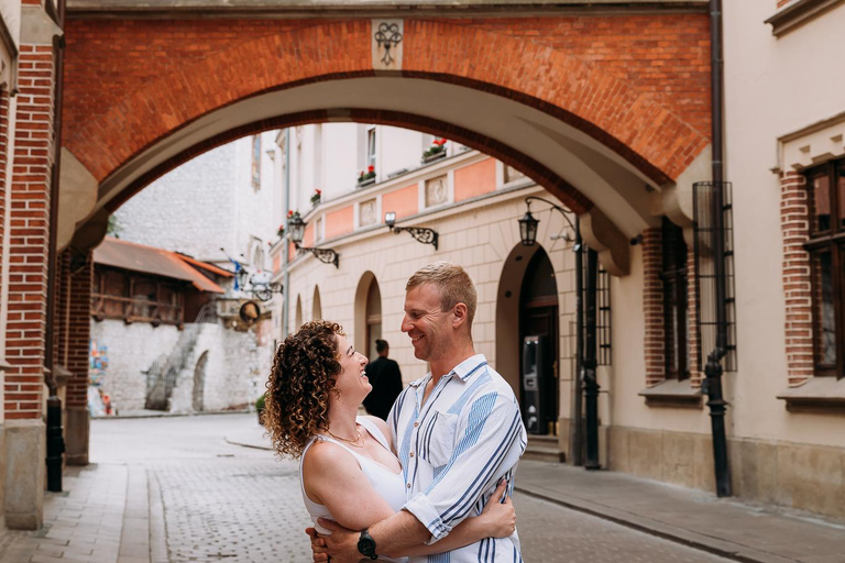 Krakow Old Town - photoshoot with a local photographer Photoshoot for couple