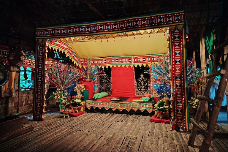 Kota Kinabalu: Mari Mari Cultural Village Tour with Lunch