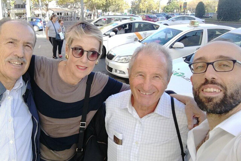 Seville : Jewish Quarter & Santa Cruz Walking Tour 2 Hours Private walking tour