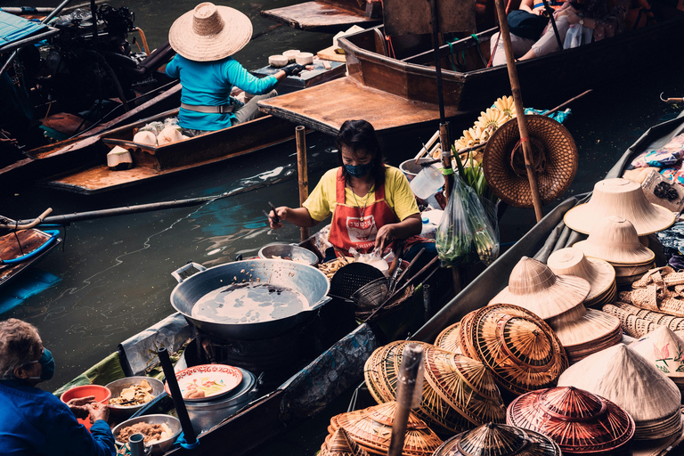 Bangkok: Train Market + Floating Market + Royal Palace