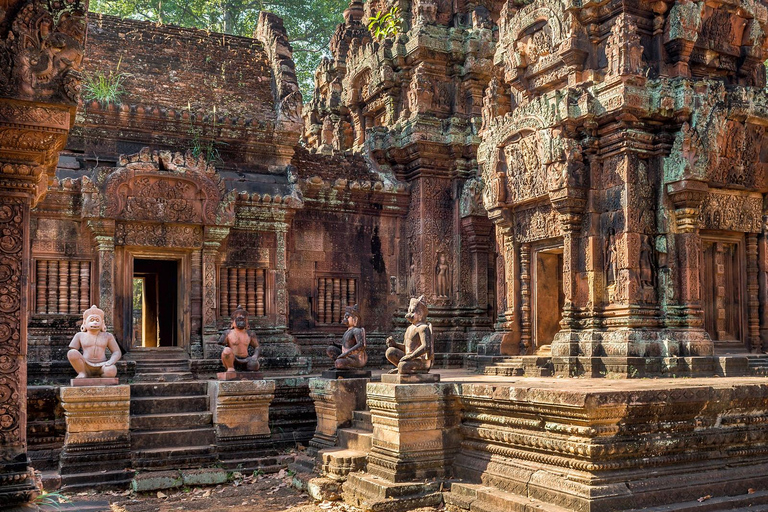 Tour privado de 4 días Phnom Penh y Siem Reap incluye vuelo