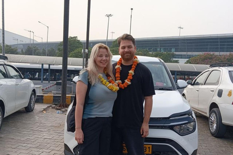 Delhi, Agra & Jaipur: Private One-Way Transfer All-Inclusive Agra to Delhi: Private One-Way Transfer All-Inclusive