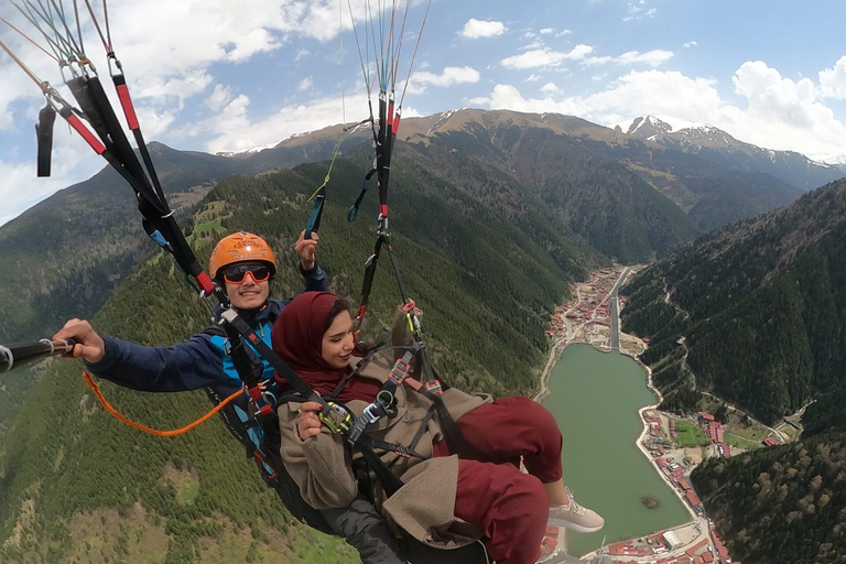 Trabzon: esperienza di parapendio in tandem a Uzungöl