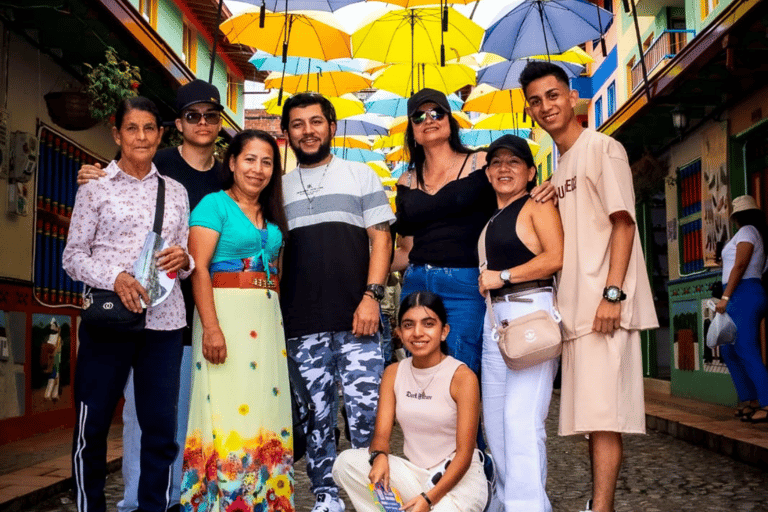 Medellín: Guatapé Tour, Visit to Peñol, and Alto del Chocho Medellín: Guatapé Tour, Visit to Piedra del Peñol and Alto del Chocho