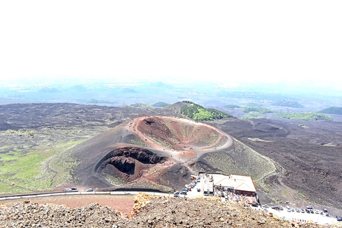 Från Taormina: Rundtur på Etna med matupplevelse och vinprovning