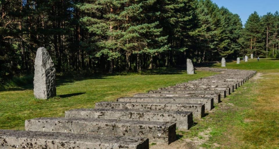 Warschau Führung zum Todeslager Treblinka GetYourGuide