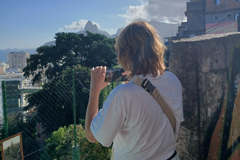 Favela Tour – PPG (Pavão-Pavãozinho and Cantagalo), Rio de Janeiro Favela Tour - PPG (Pavão-Pavãozinho and Cantagalo), Rio de Janeiro