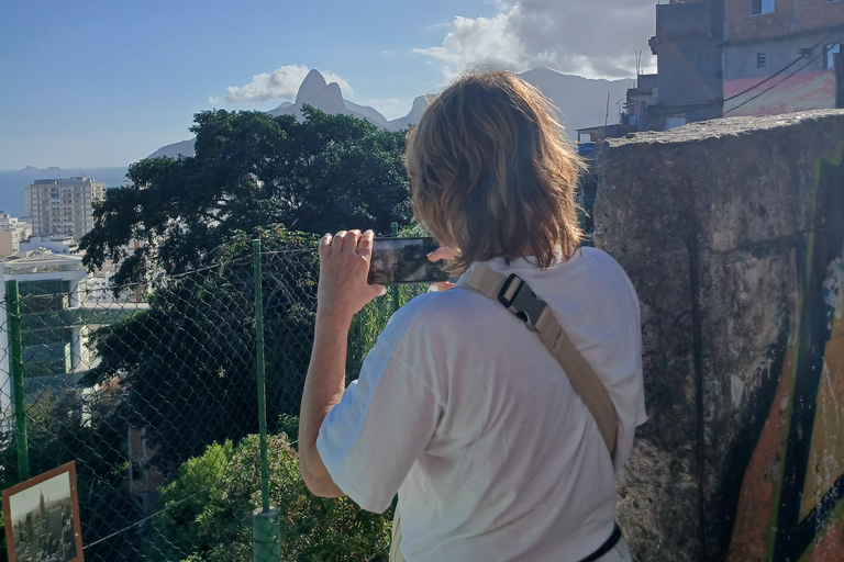 Favela Tour – PPG (Pavão-Pavãozinho and Cantagalo), Rio de Janeiro Favela Tour - PPG (Pavão-Pavãozinho and Cantagalo), Rio de Janeiro