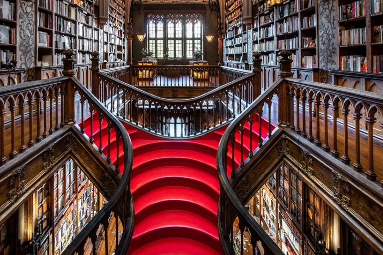 Porto: Visit the Lello bookshop and take a cruise Porto: Visit Lello Bookstore and take a Cruise