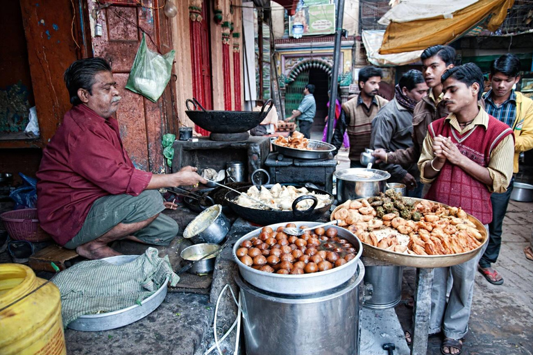 Varanasi: Rundvandring med gatumat och 7+ provsmakningar