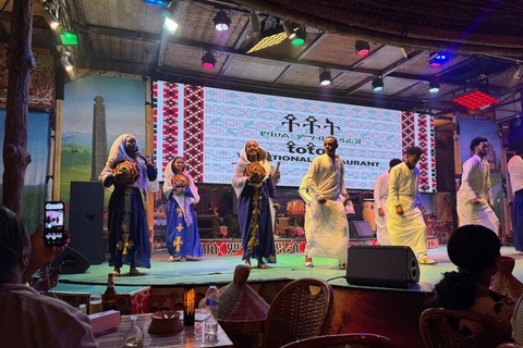 Addis Abeba: Töpferwaren, Markt und Kaffee-Tour mit MittagessenAddis Abeba: Töpfer-, Markt- und Kaffeetour mit Mittagessen